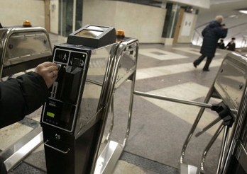 В киевском метро уменьшат количество станций, где можно купить бесконтактные карты