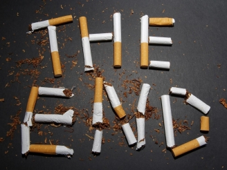 Каждые 6 секунд из-за курения в мире умирает один человек