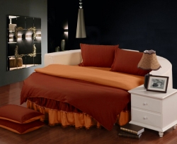 Комплект постельного белья с цельной простынью - подзором на Круглую кровать Винный + Медовый Чернигов